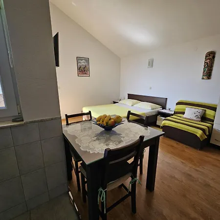 In With Sea View, Balcony, Air Conditioning, Wifi 5067-6 * Duce
