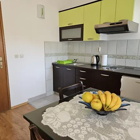 In With Sea View, Balcony, Air Conditioning, Wifi 5067-6